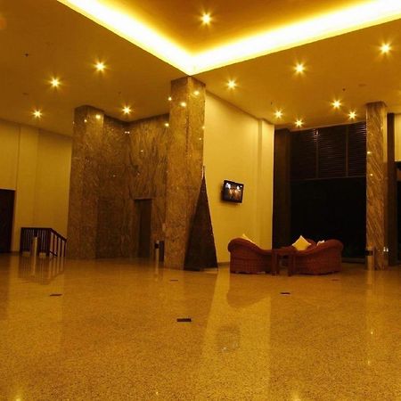 Laprima Hotel Labuan Bajo Εξωτερικό φωτογραφία