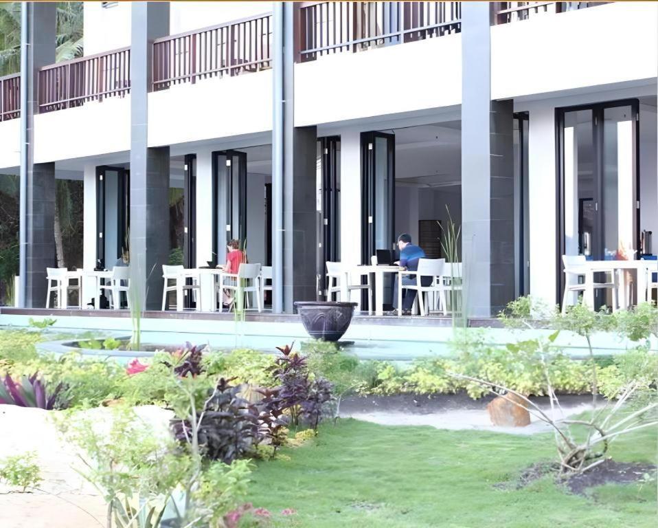 Laprima Hotel Labuan Bajo Εξωτερικό φωτογραφία