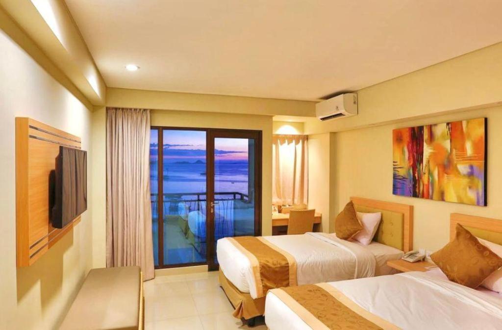 Laprima Hotel Labuan Bajo Εξωτερικό φωτογραφία