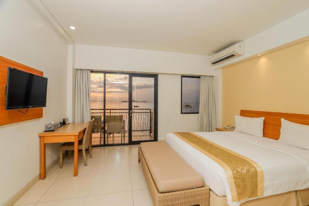 Laprima Hotel Labuan Bajo Εξωτερικό φωτογραφία