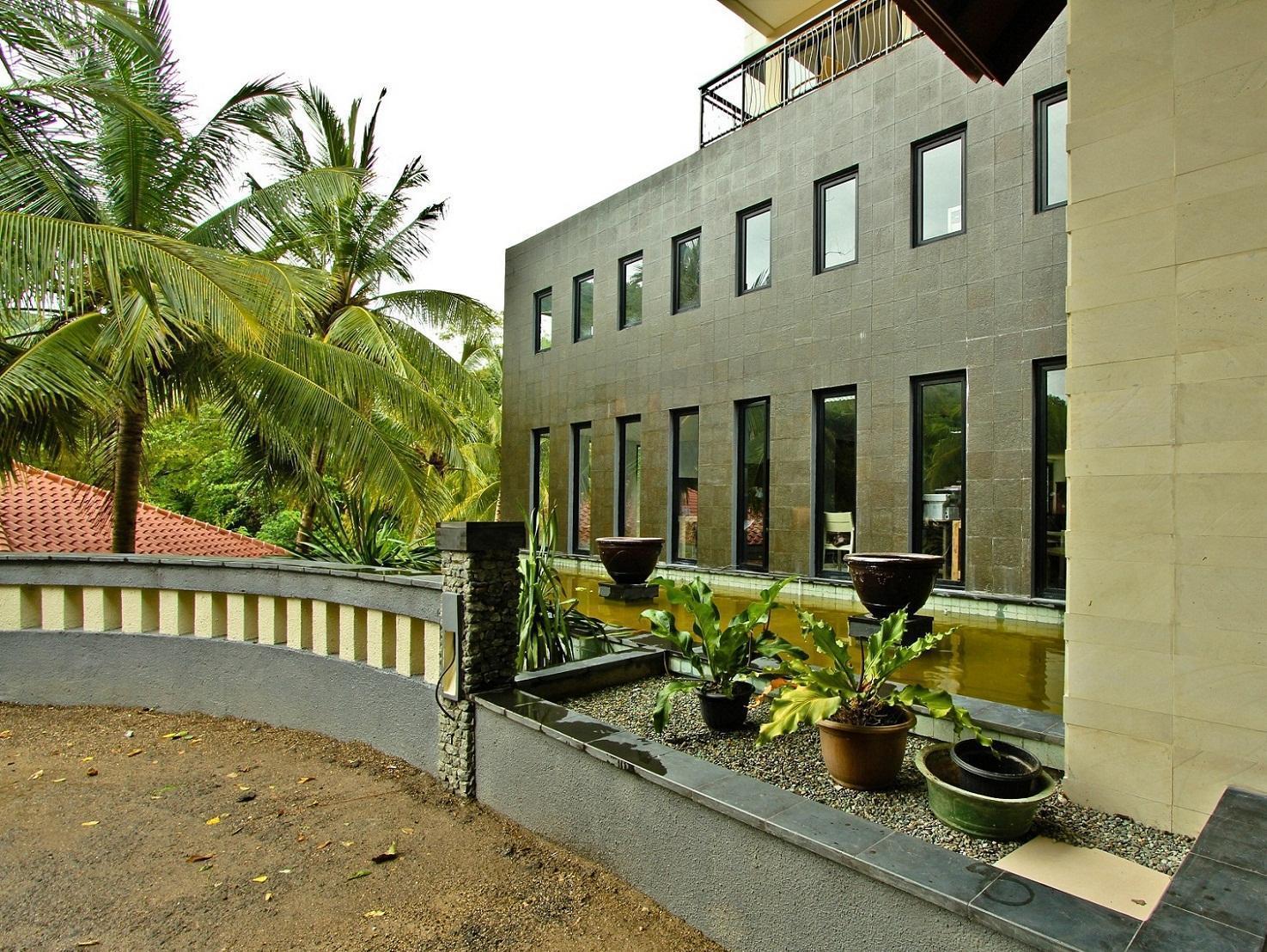 Laprima Hotel Labuan Bajo Εξωτερικό φωτογραφία